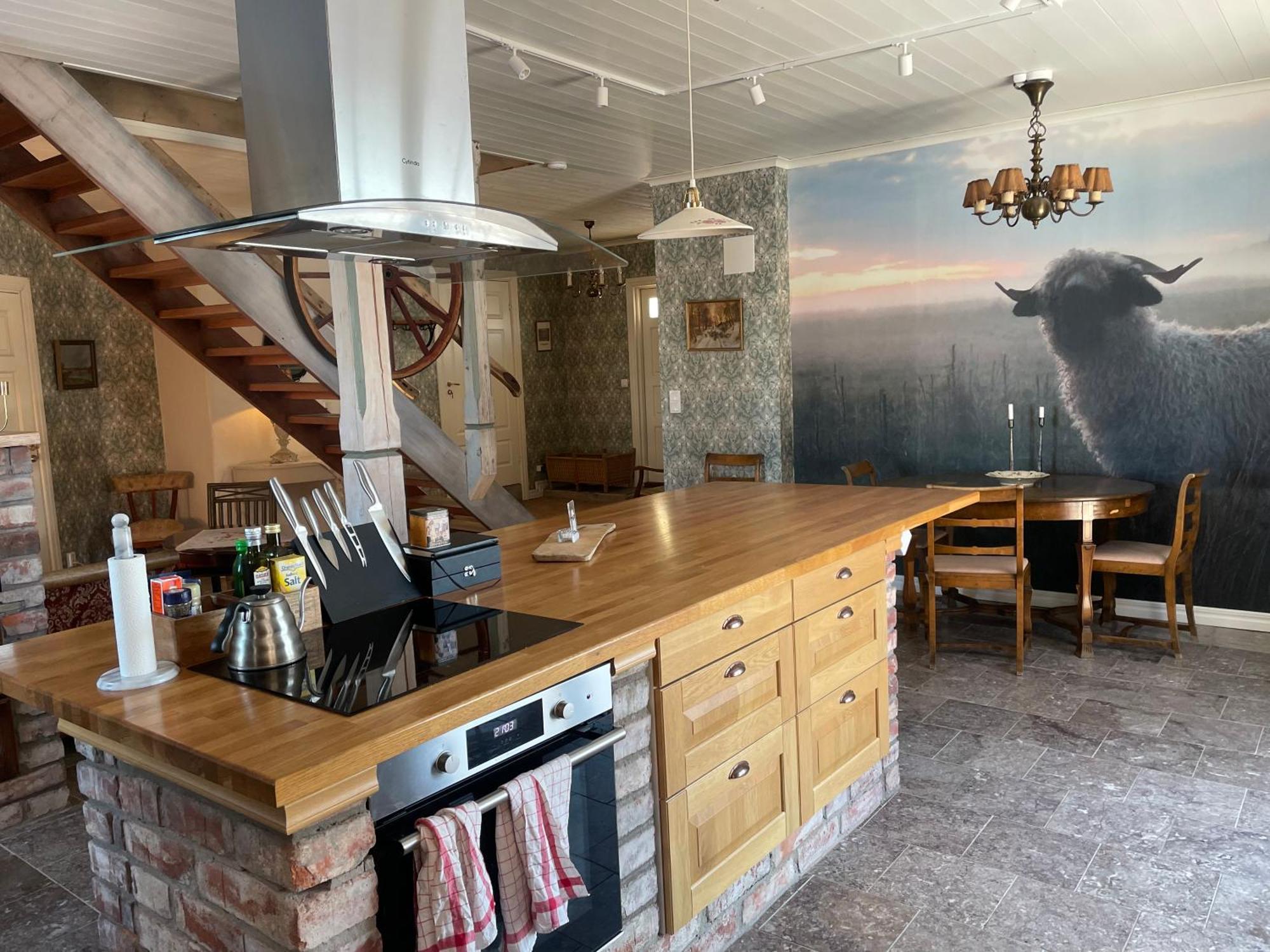 Snaellfaell Country Living - Akerbo Gard Charmigt Renoverad Flygel Kristinehamn Ngoại thất bức ảnh