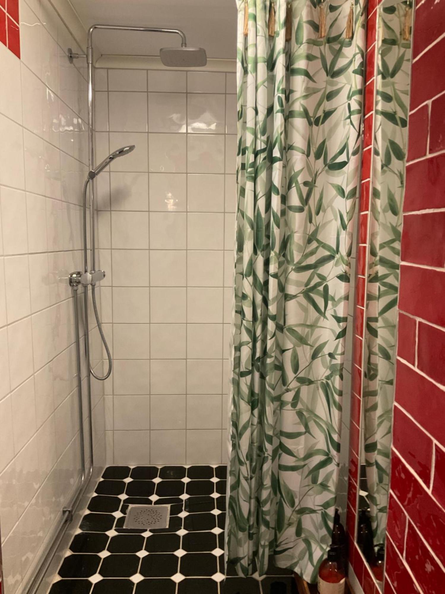 Snaellfaell Country Living - Akerbo Gard Charmigt Renoverad Flygel Kristinehamn Ngoại thất bức ảnh
